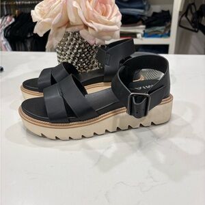 MIA Black leather Platform Sandals